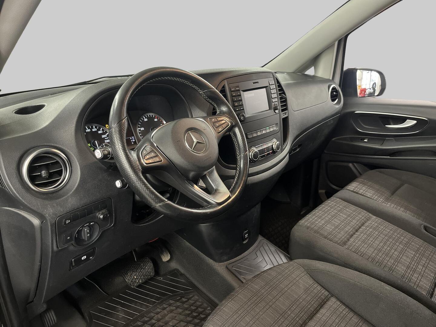 MERCEDES-BENZ Vito 2017