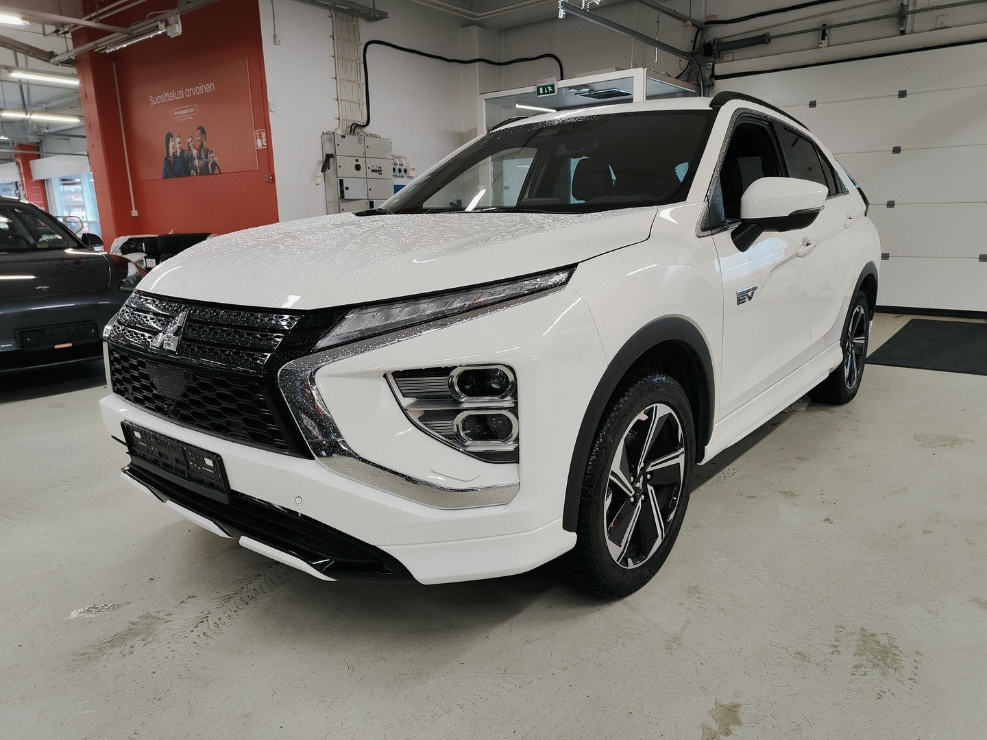 MITSUBISHI ECLIPSE CROSS 2024
