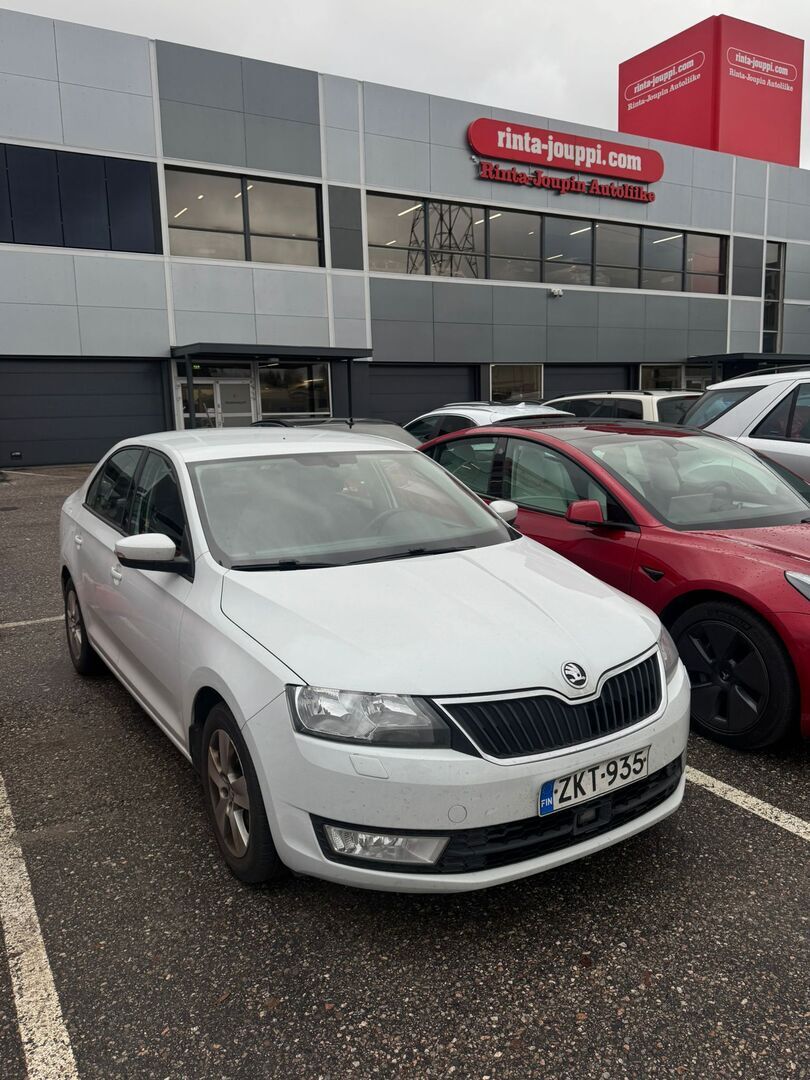 SKODA Rapid 2015