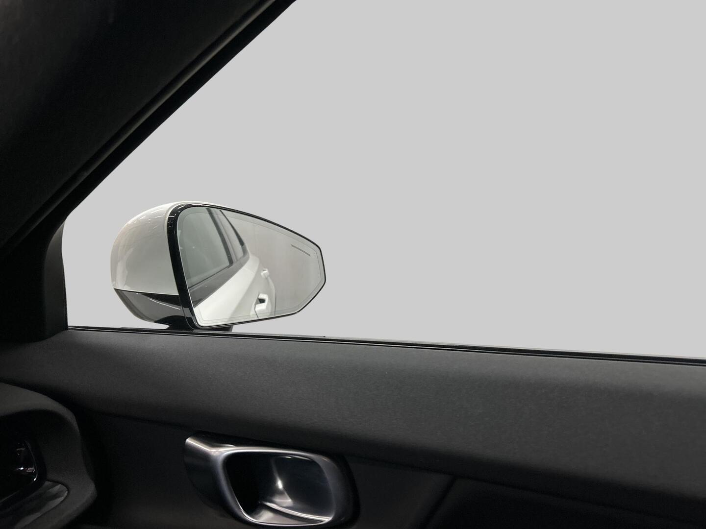 POLESTAR 2 2023