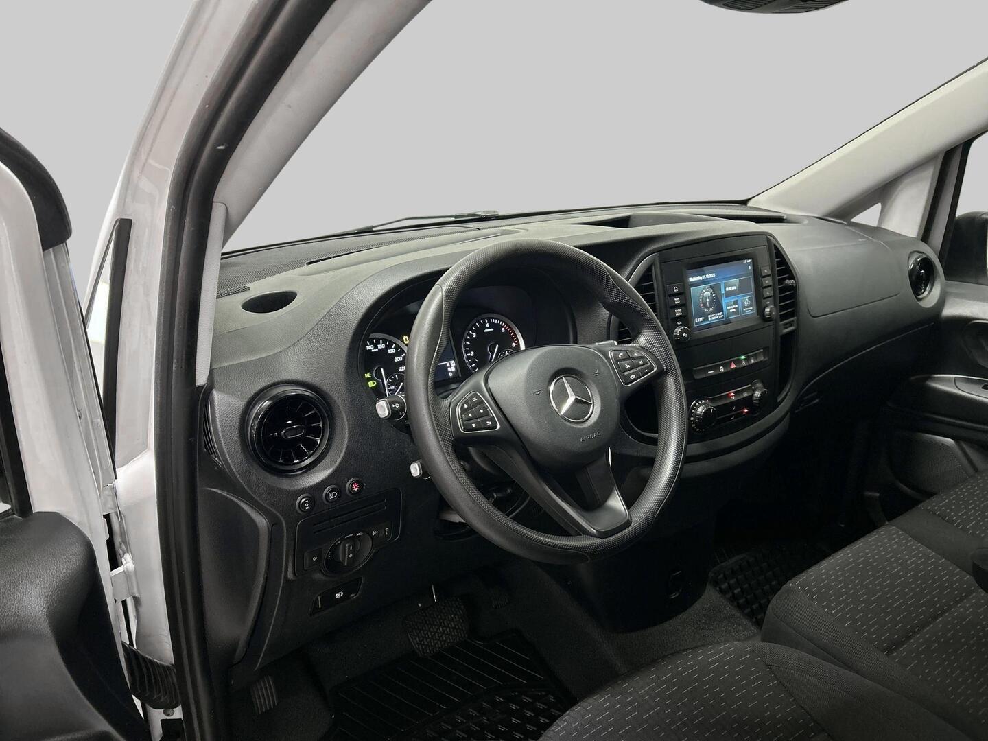 MERCEDES-BENZ Vito 2021