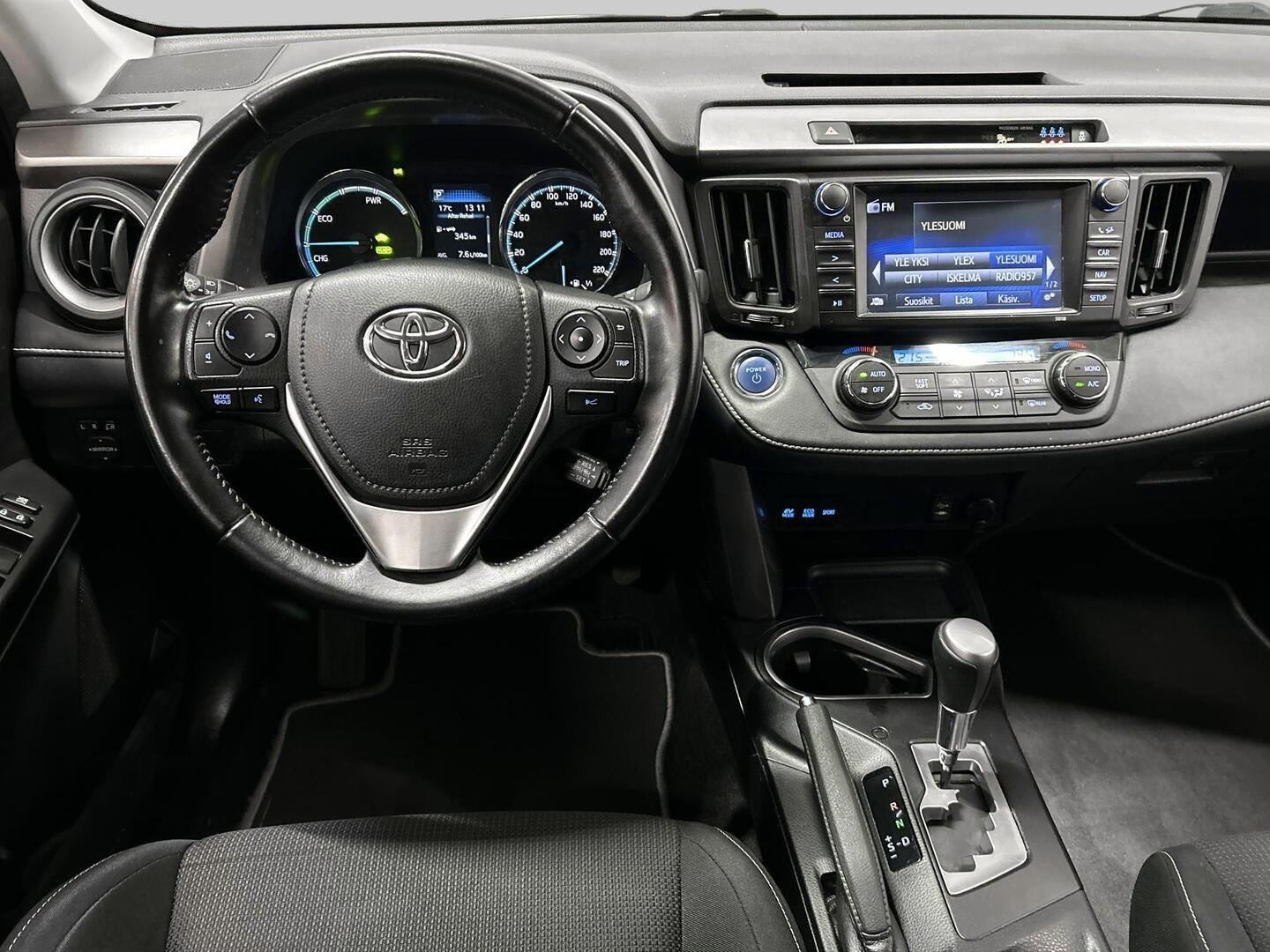 TOYOTA RAV4 2016
