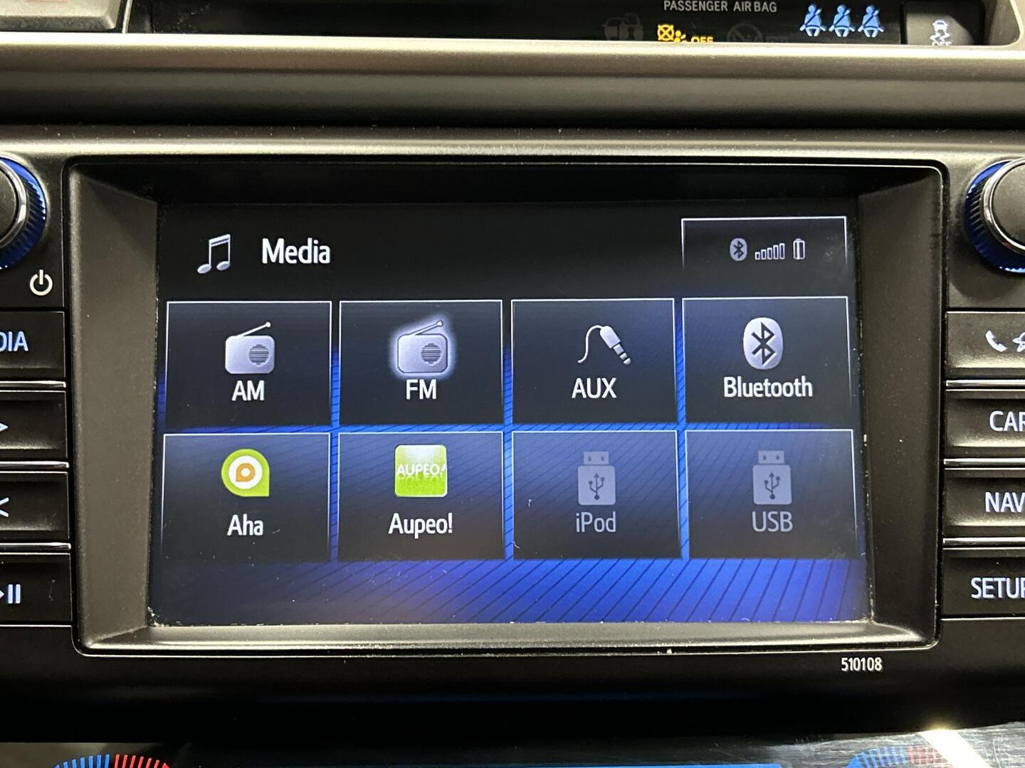 TOYOTA RAV4 2016