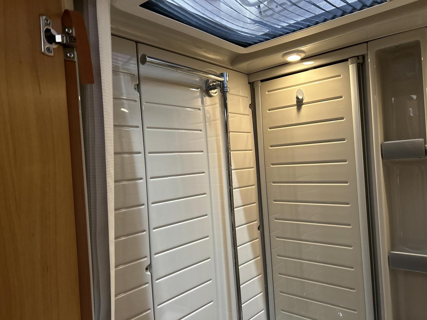 BÜRSTNER NEXXO T 687 2010