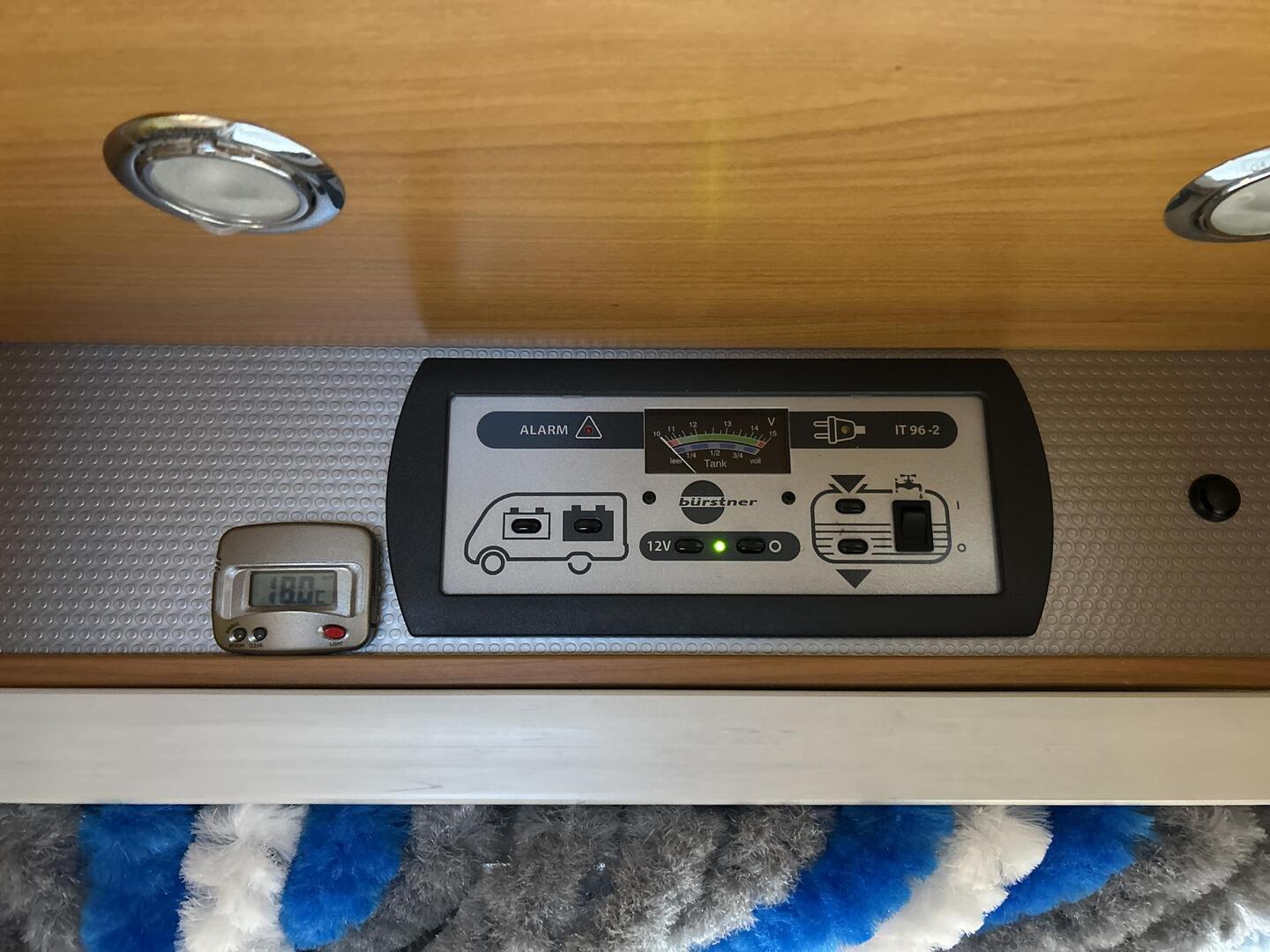 BÜRSTNER NEXXO T 687 2010