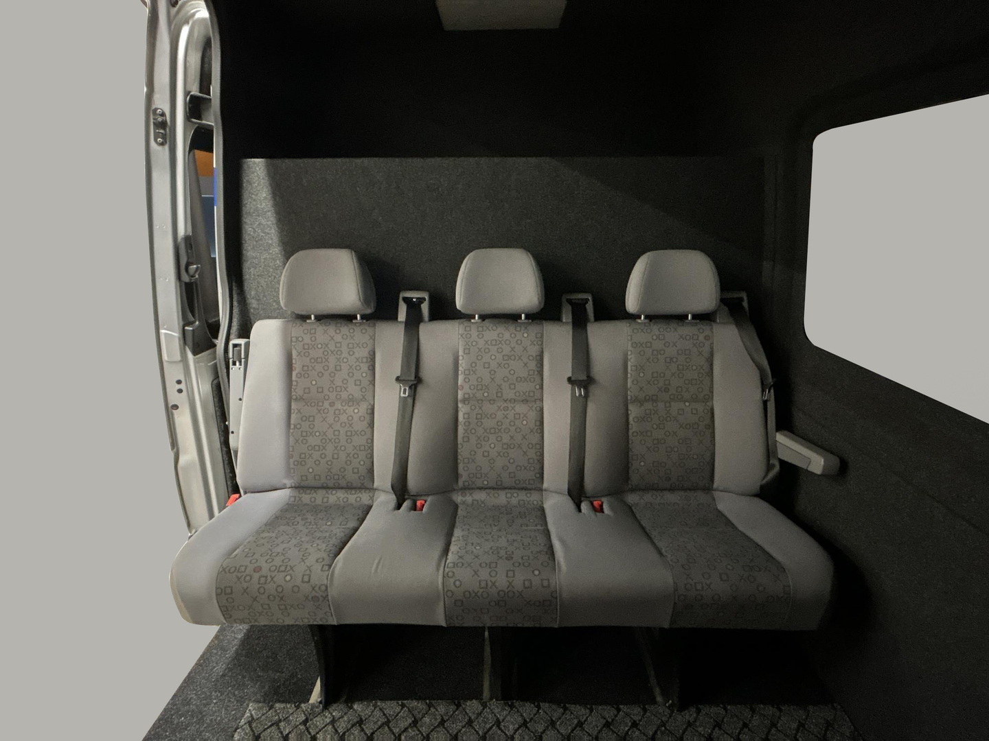 VOLKSWAGEN Crafter 2011