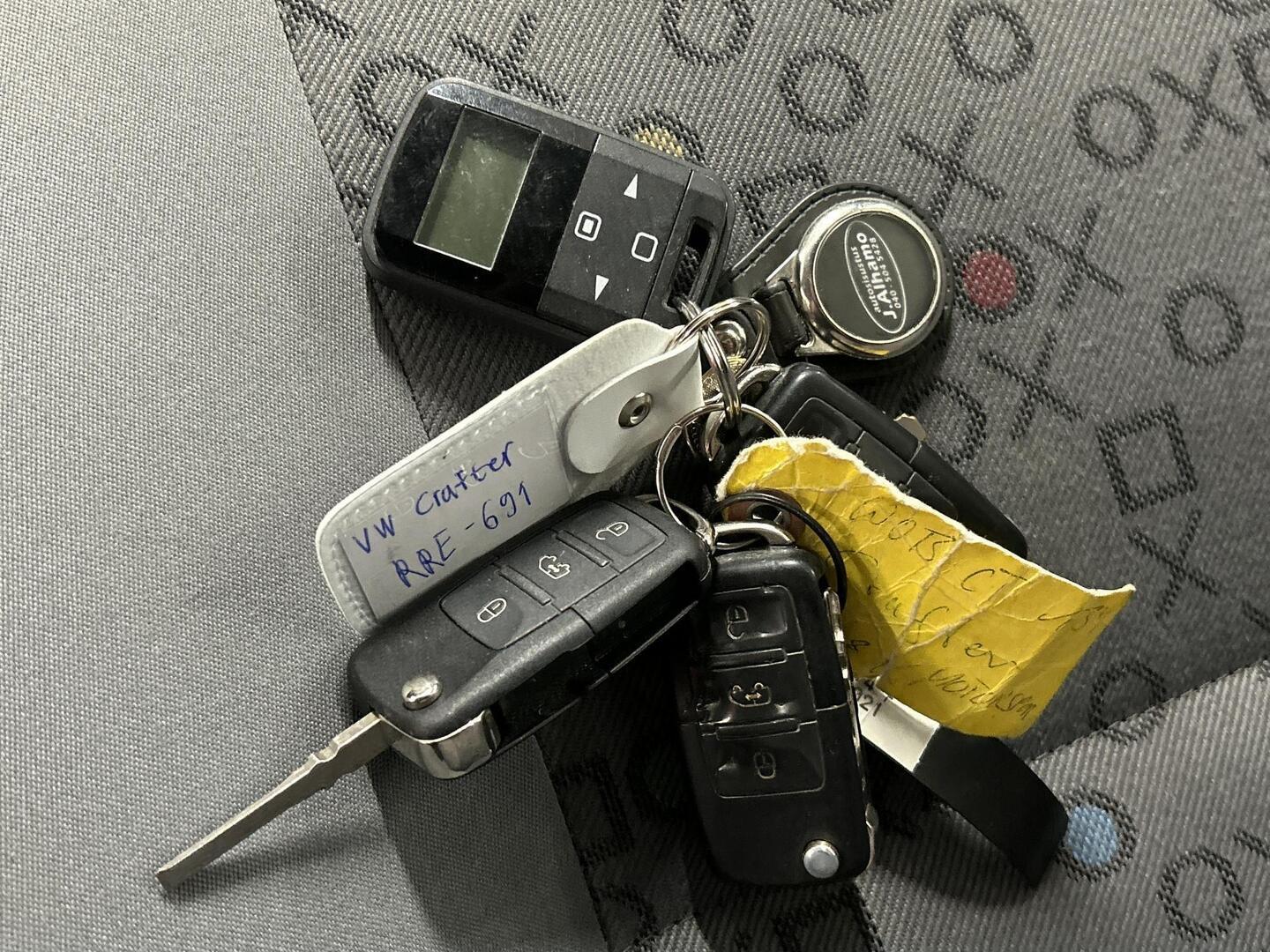 VOLKSWAGEN Crafter 2011