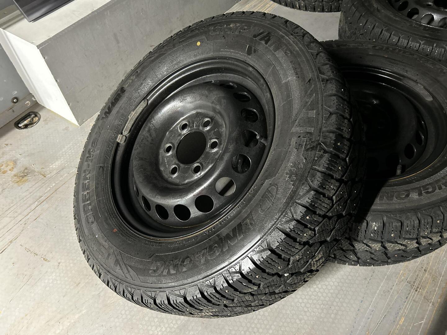 VOLKSWAGEN Crafter 2011