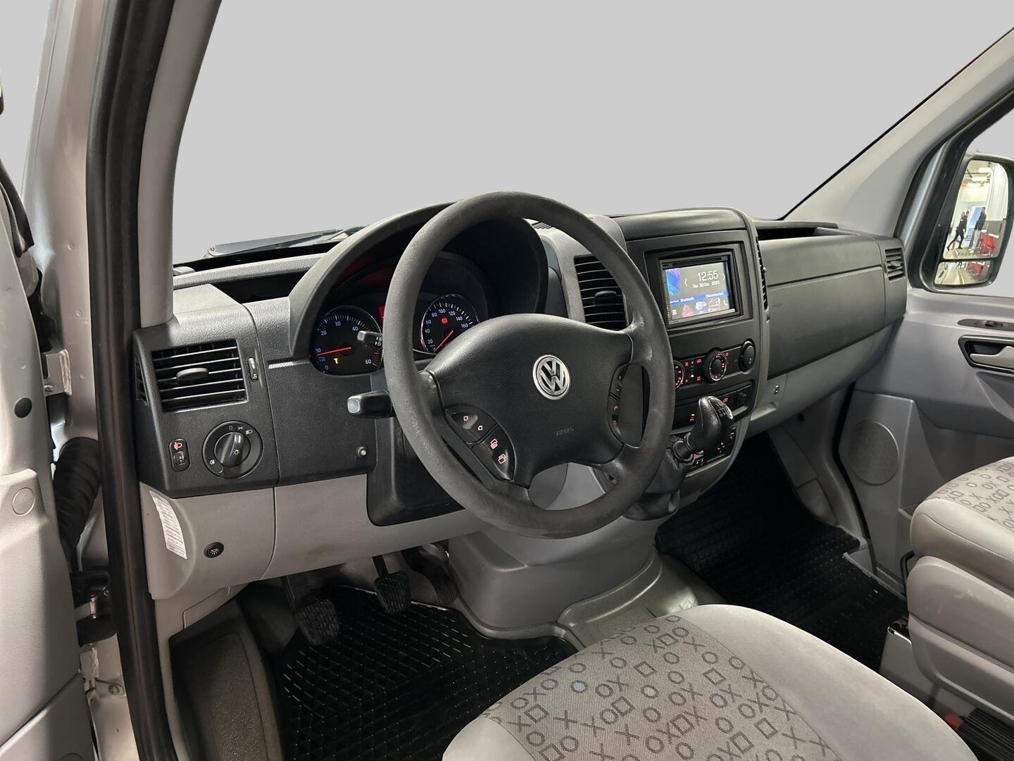 VOLKSWAGEN Crafter 2011