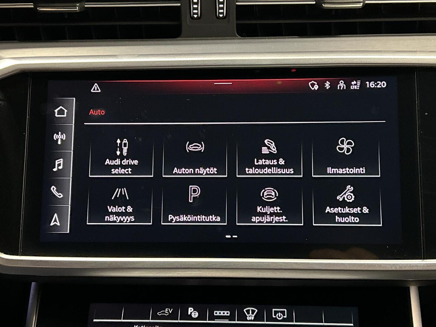 AUDI A6 2023