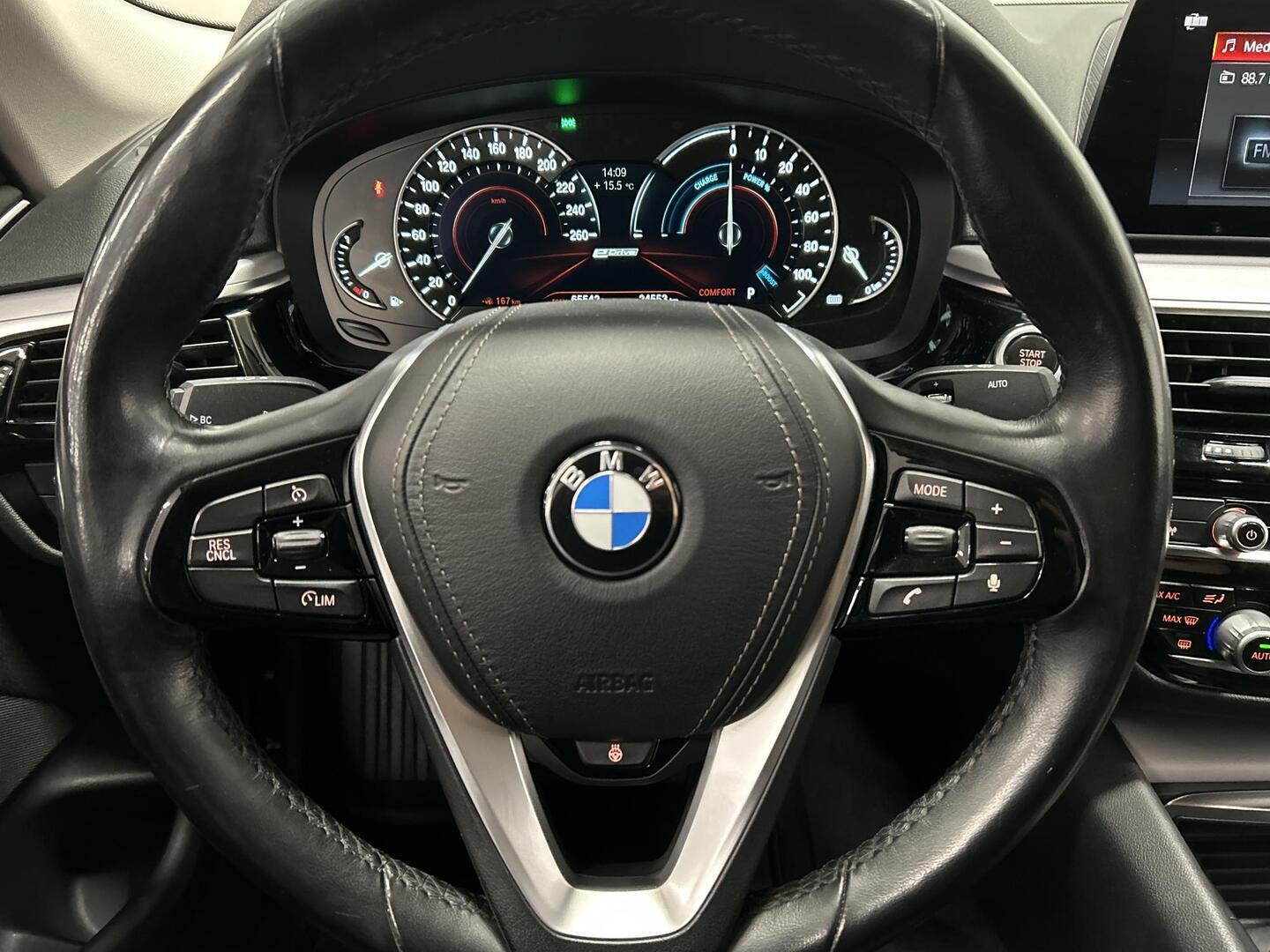 BMW 530 2019