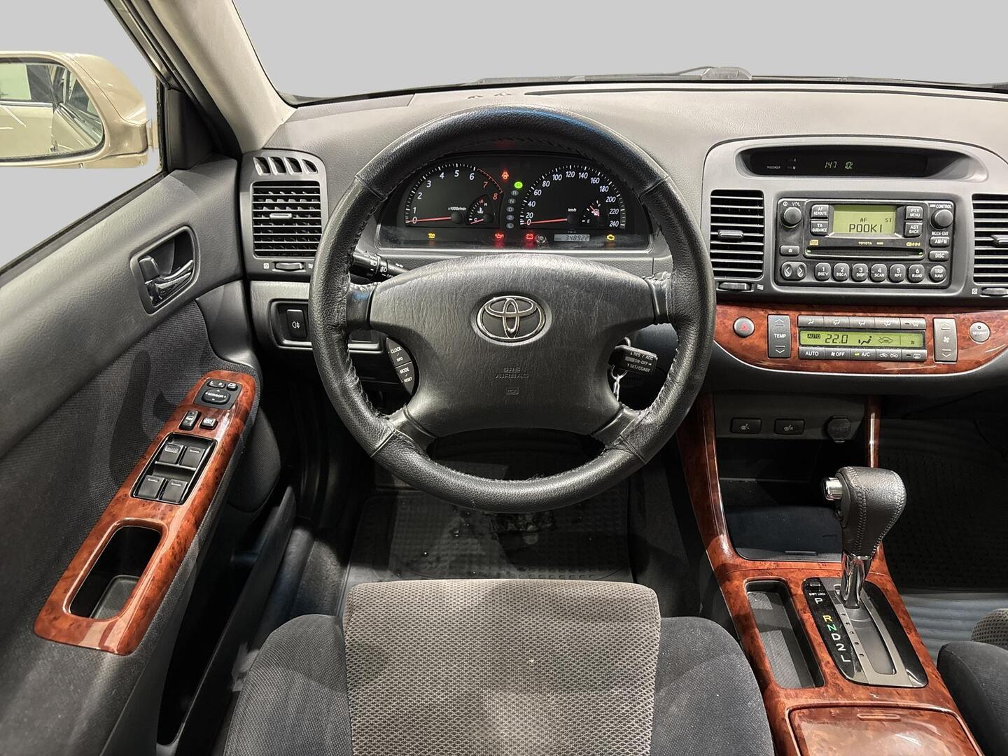 TOYOTA Camry 2003