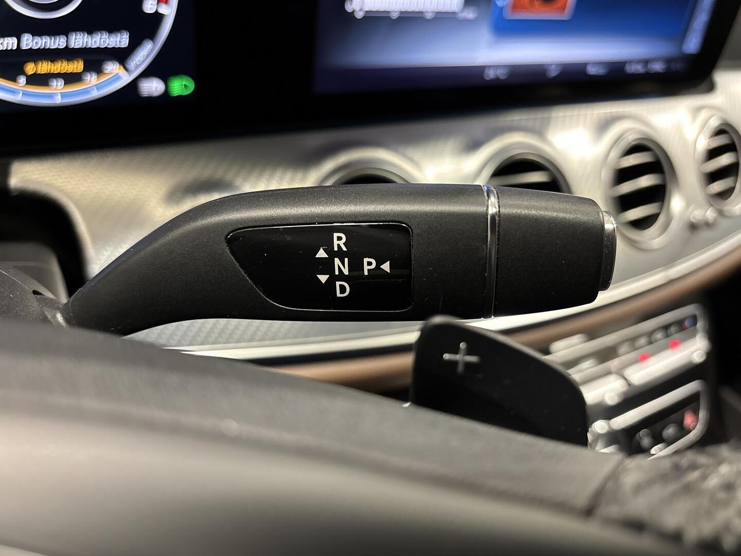 MERCEDES-BENZ E 2017