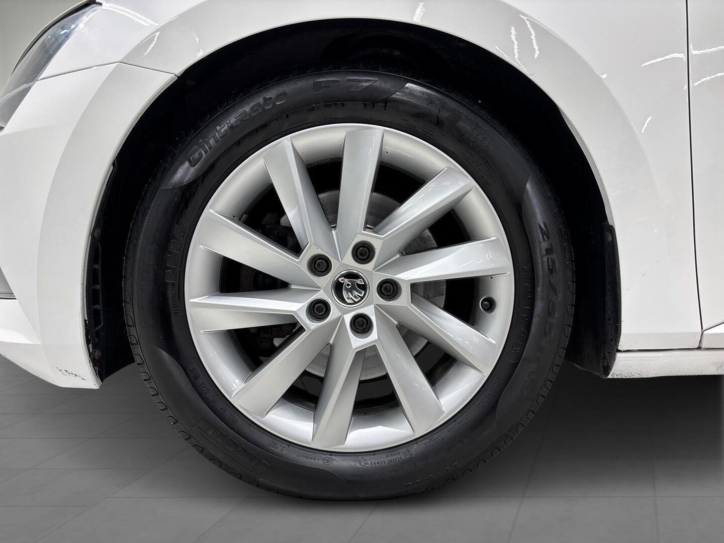 SKODA Superb 2018