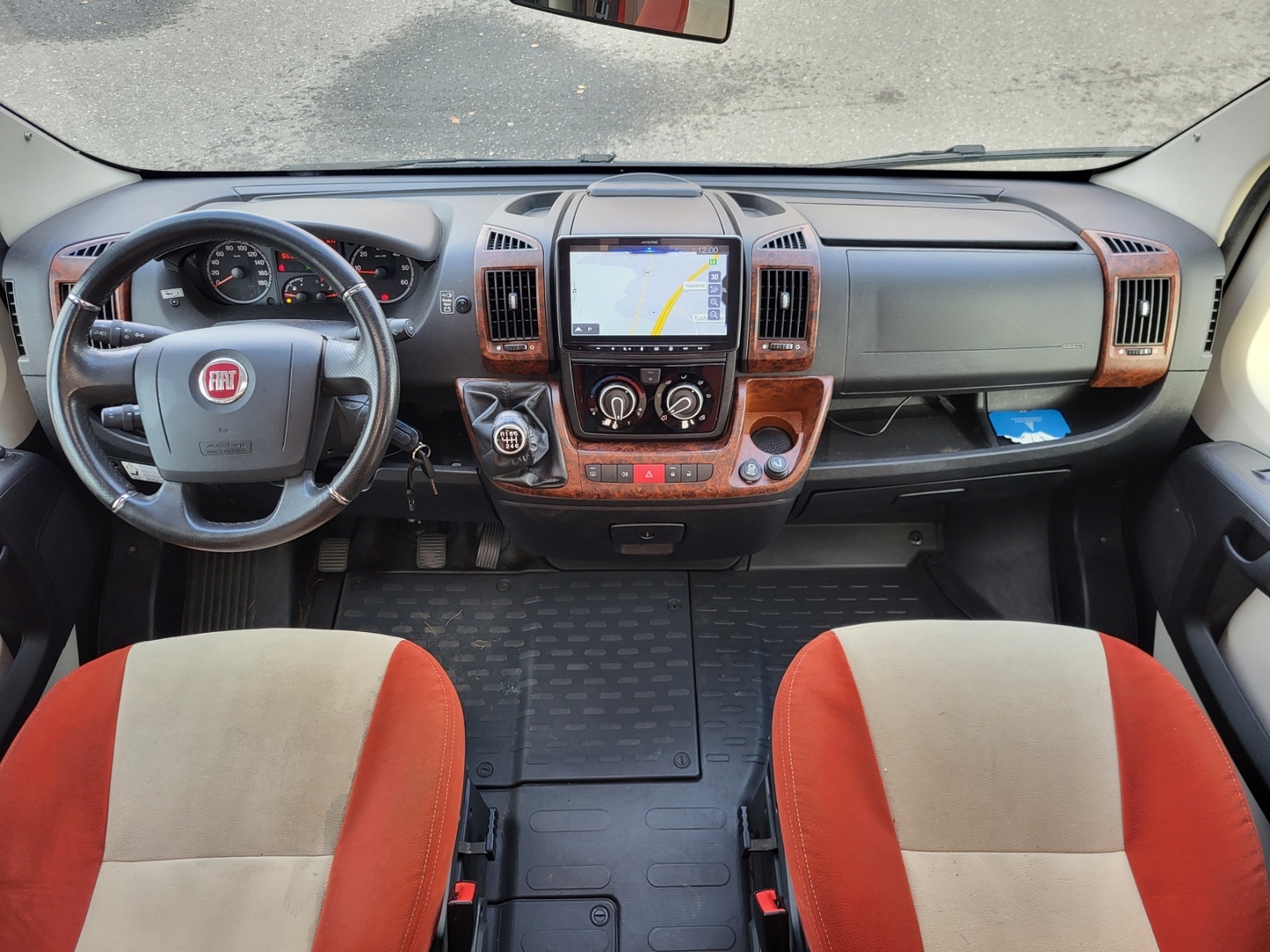 BÜRSTNER NEXXO T660 MOONLIGHT 2013