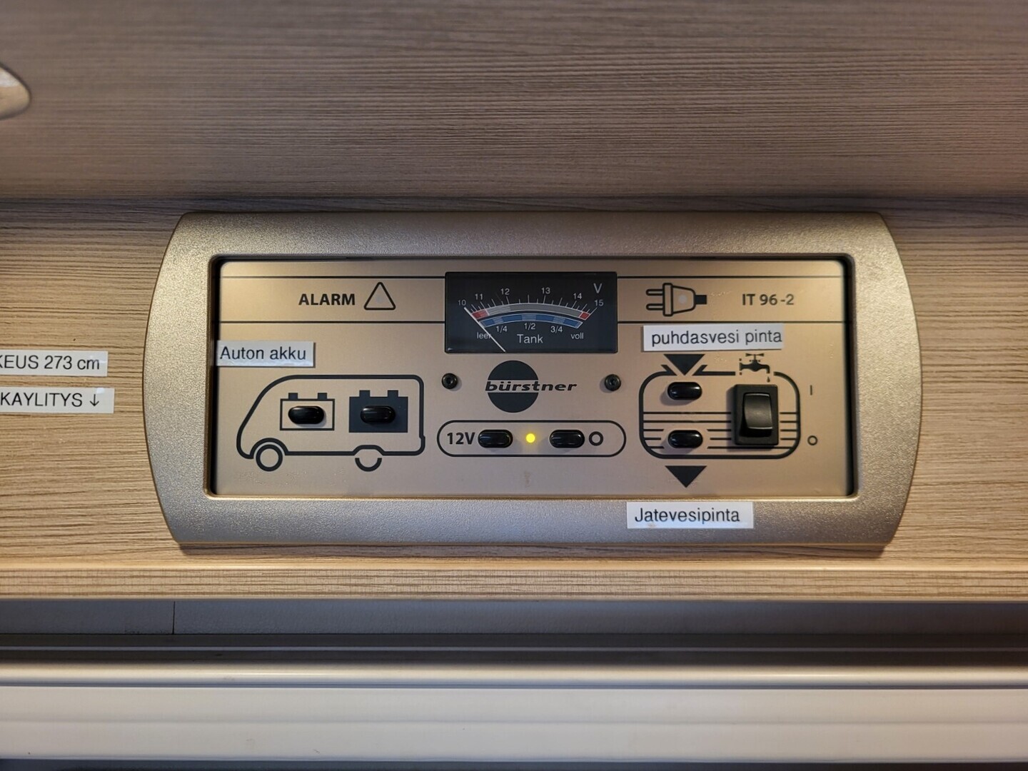 BÜRSTNER NEXXO T660 MOONLIGHT 2013