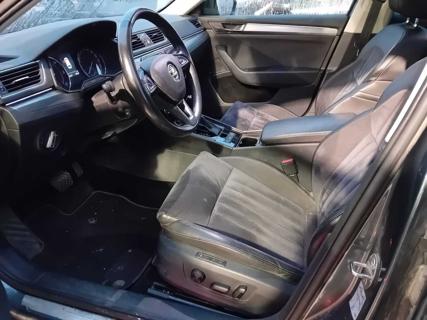 SKODA Superb 2017