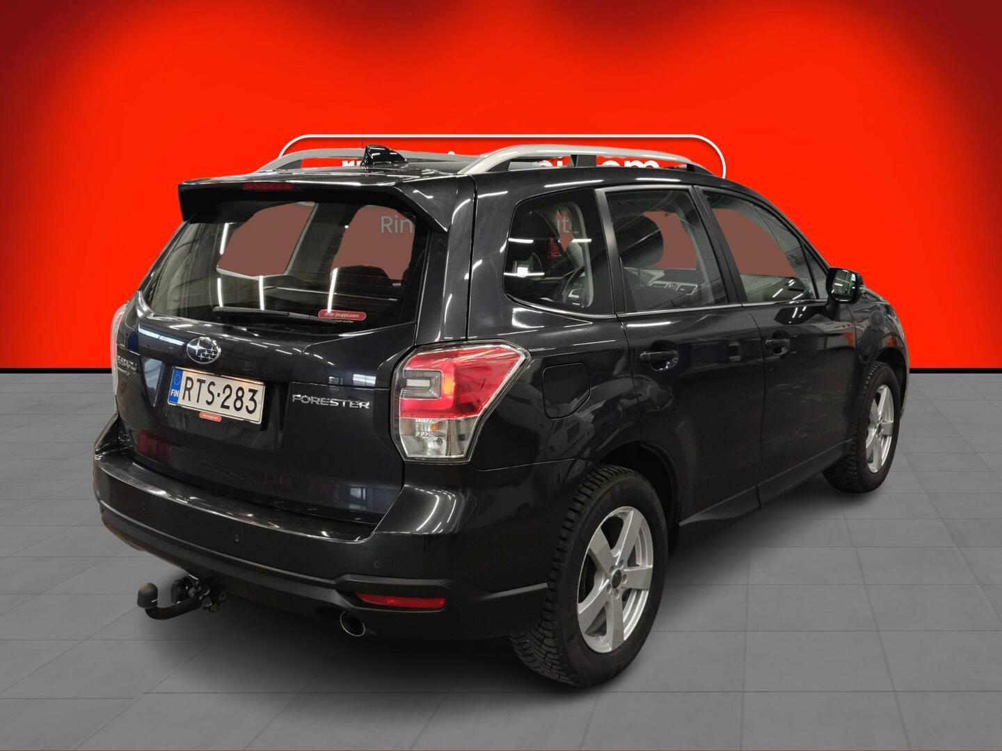 SUBARU Forester 2018