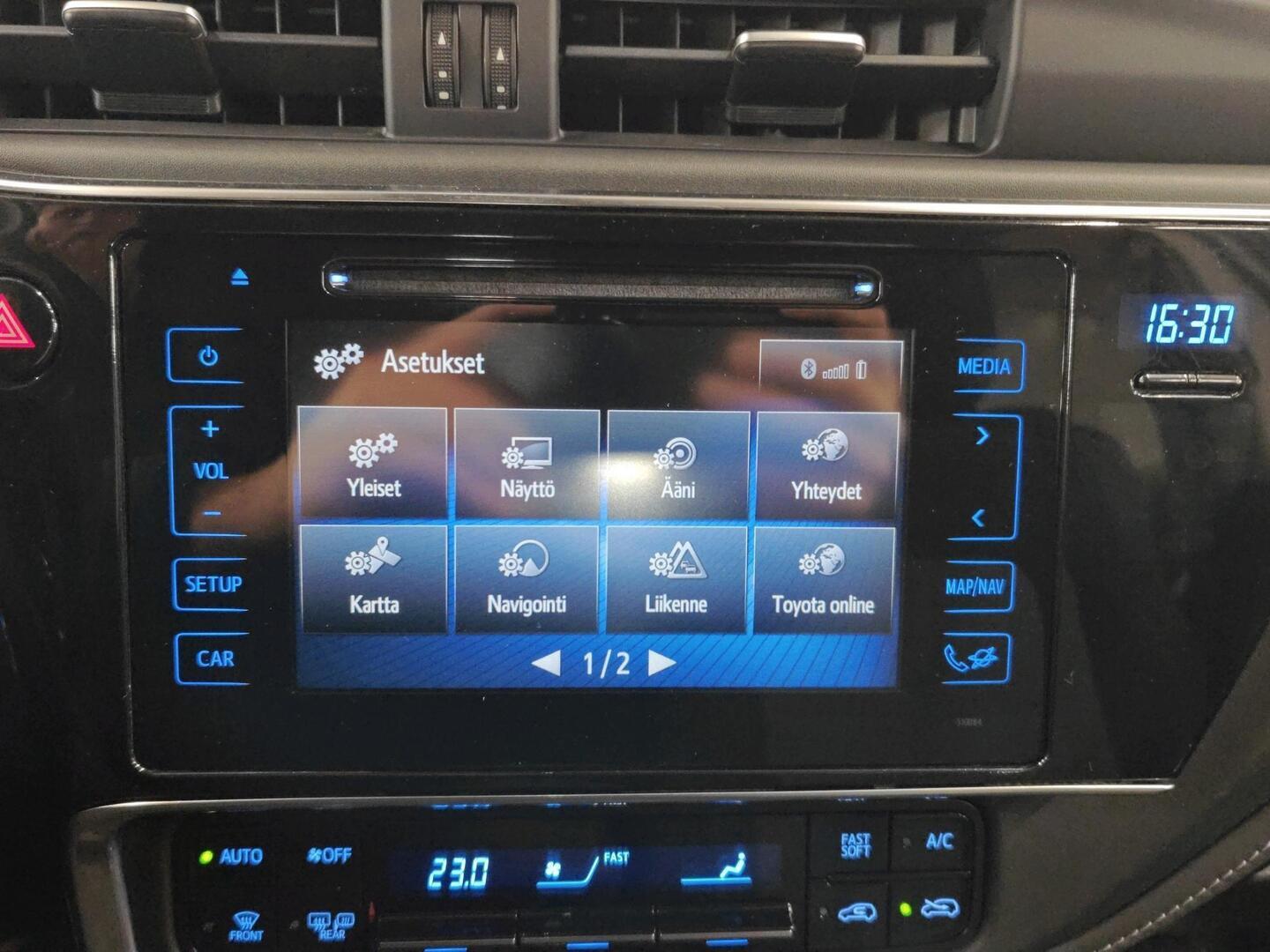 TOYOTA Auris 2019