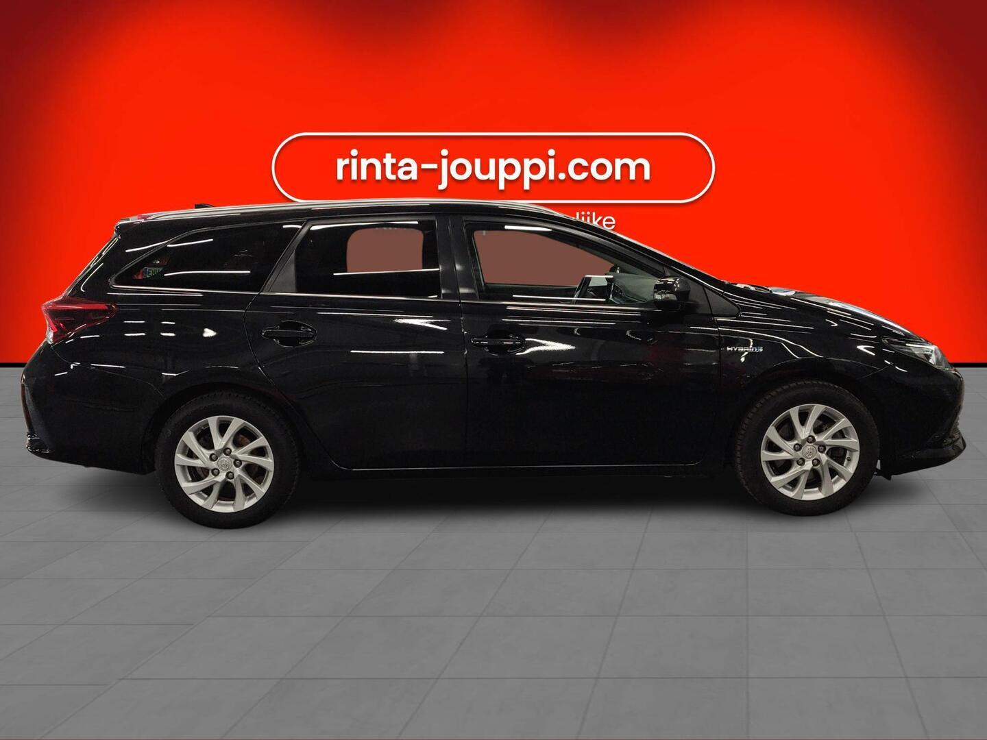 TOYOTA Auris 2019