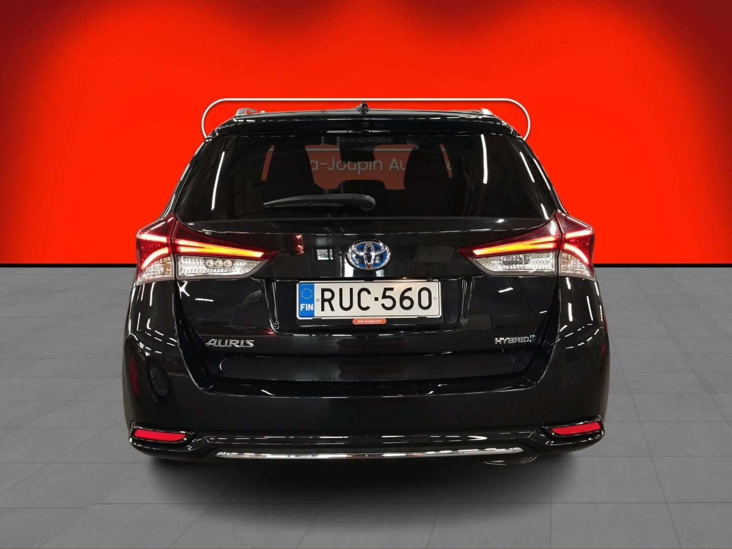 TOYOTA Auris 2019