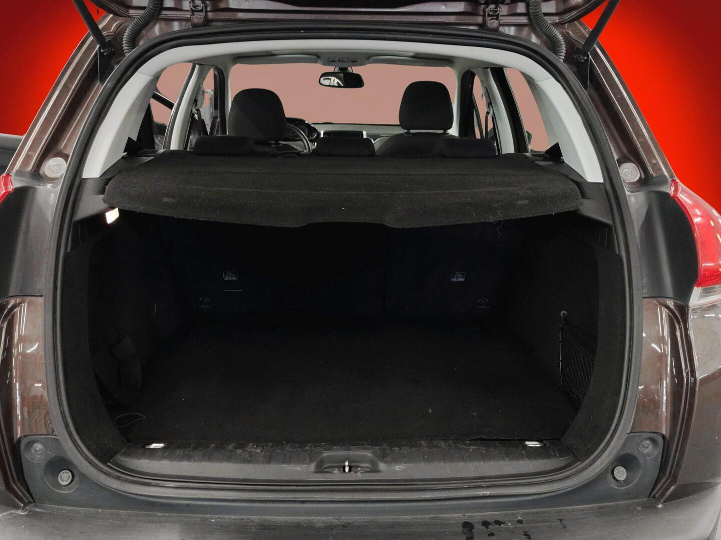 PEUGEOT 2008 2015