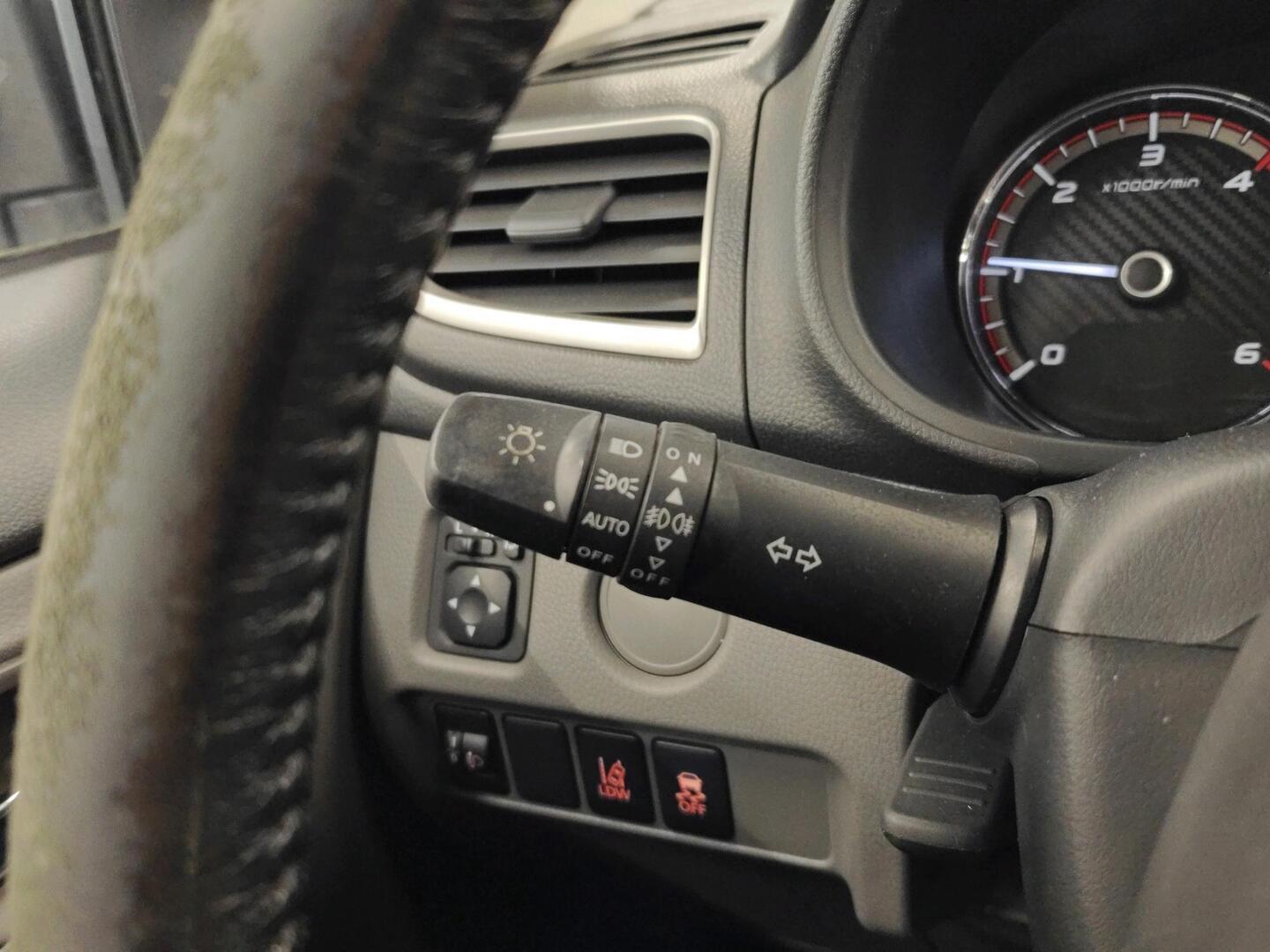 MITSUBISHI L200 2018