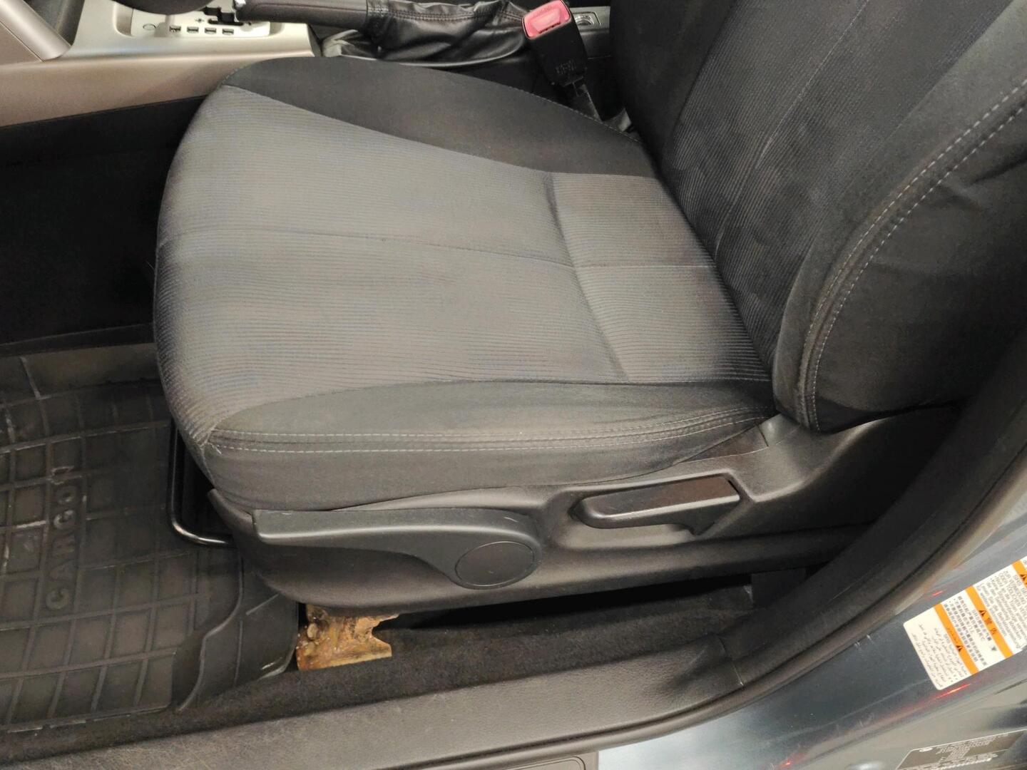SUBARU Forester 2010