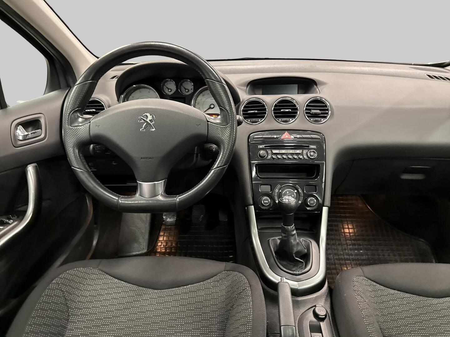 PEUGEOT 308 2011