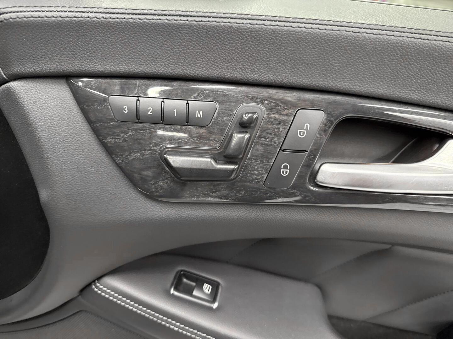 MERCEDES-BENZ CLS 2014