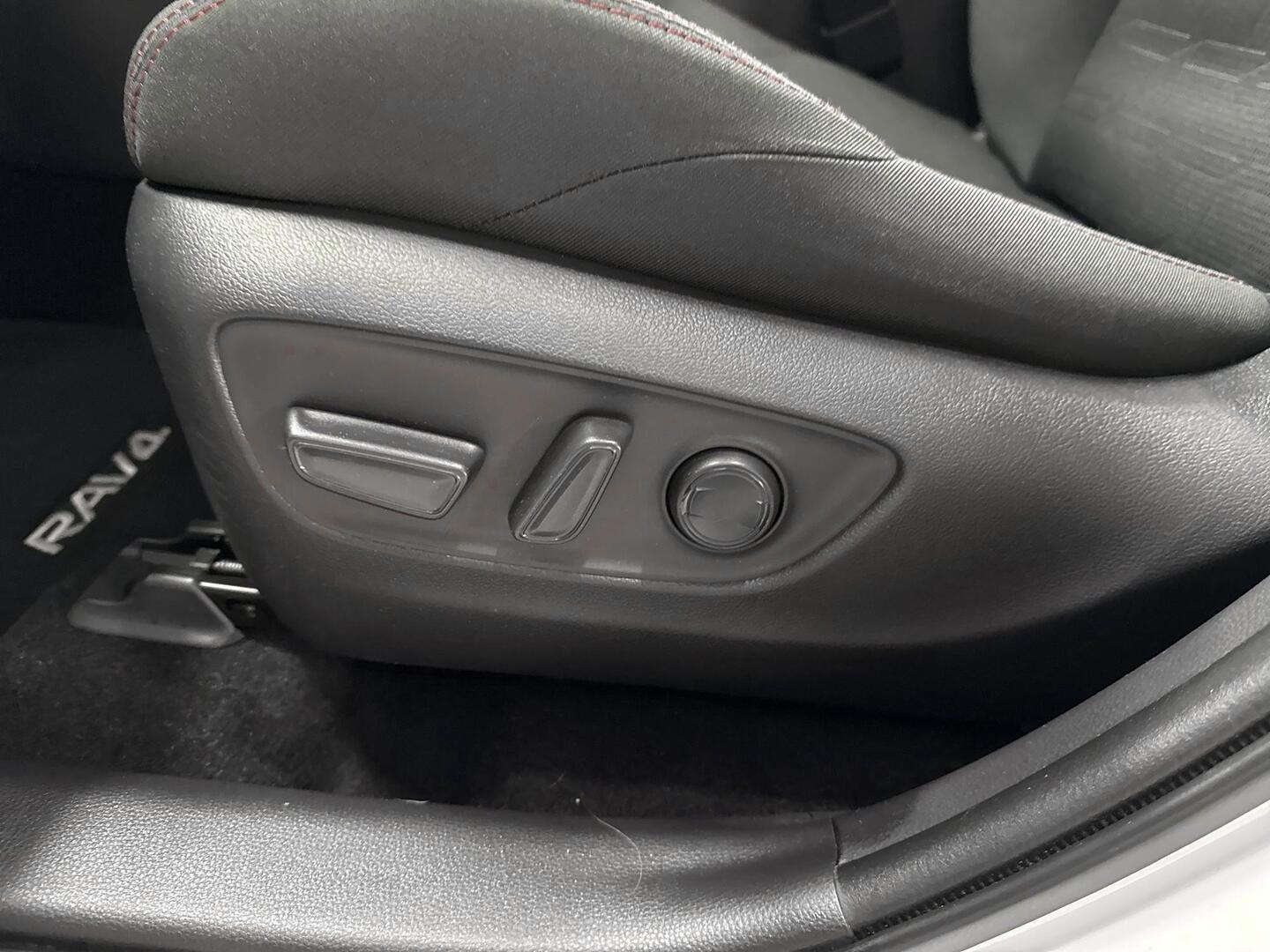 TOYOTA RAV4 PLUG-IN 2020