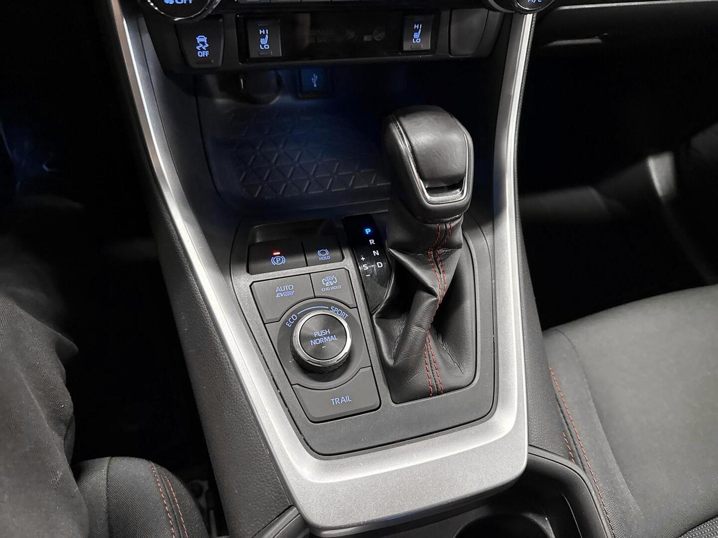 TOYOTA RAV4 PLUG-IN 2020