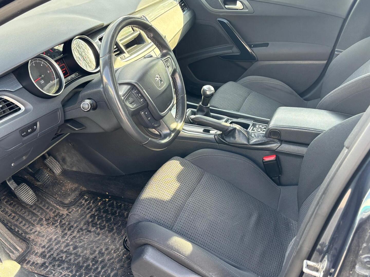 PEUGEOT 508 2011
