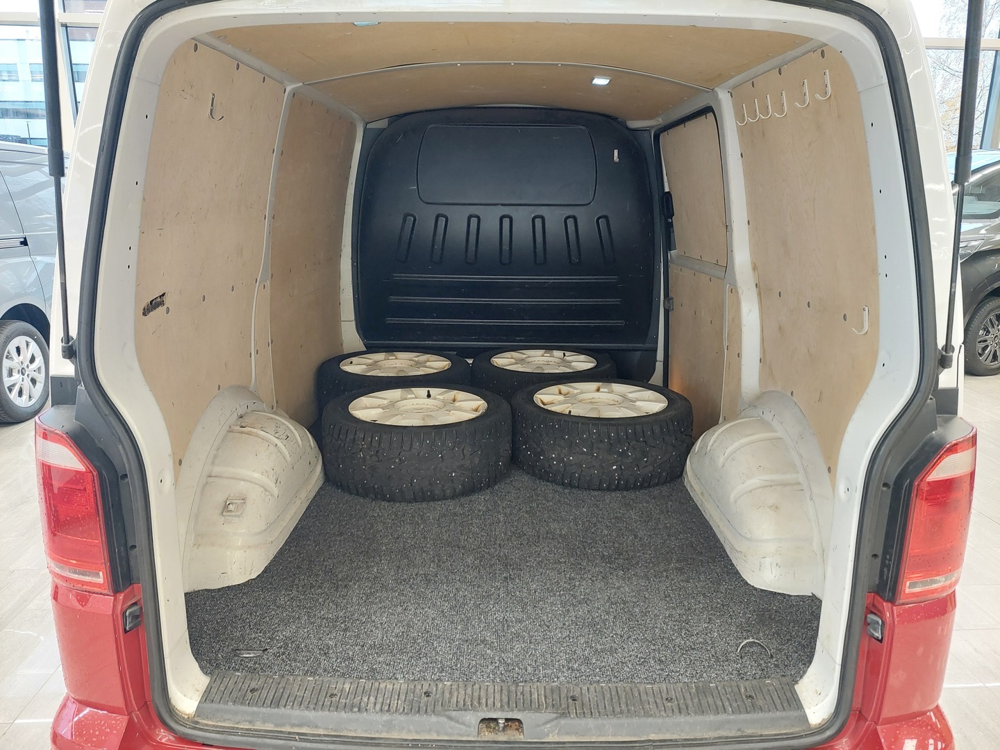 VOLKSWAGEN Transporter 2015