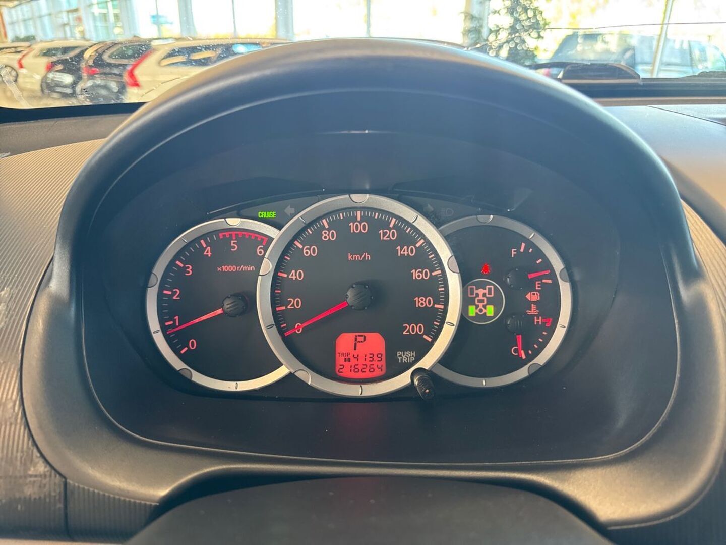 MITSUBISHI L200 2012