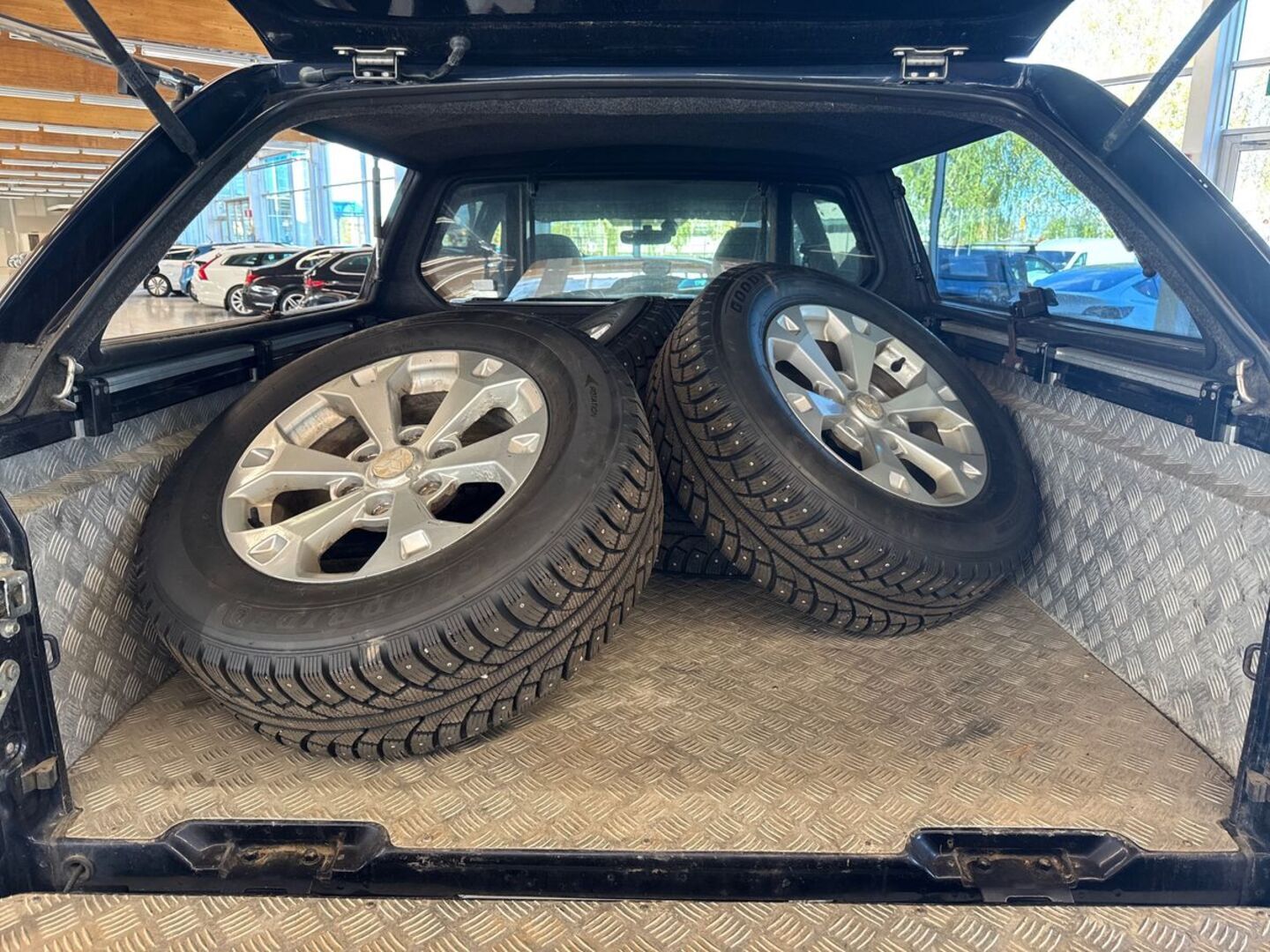 MITSUBISHI L200 2012