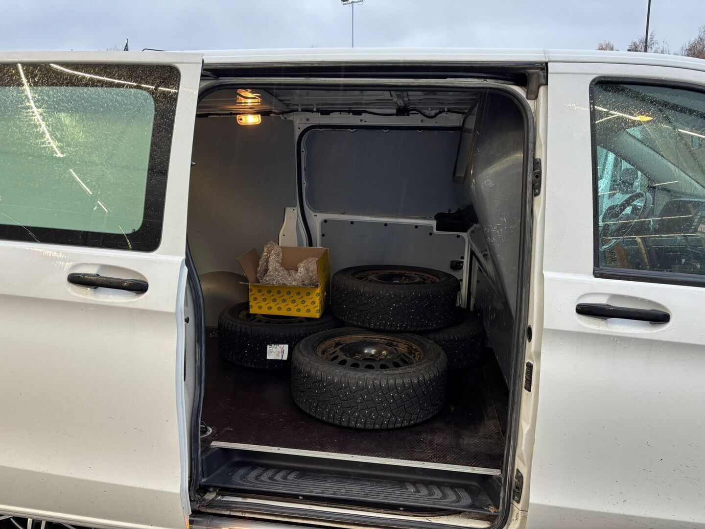 MERCEDES-BENZ Vito 2016