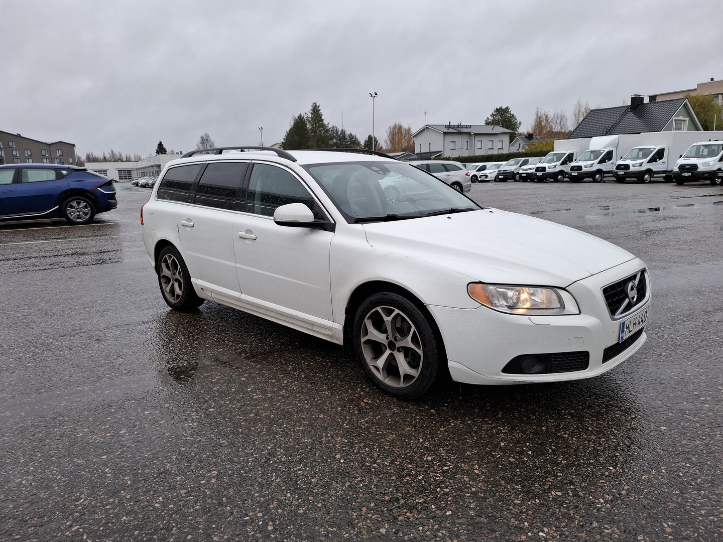 VOLVO V70 2013