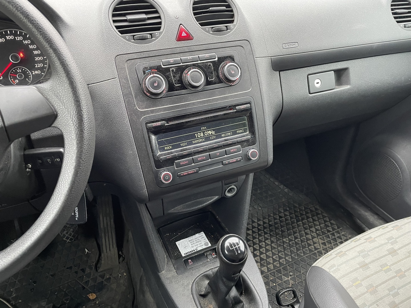 VOLKSWAGEN Caddy Maxi 2013