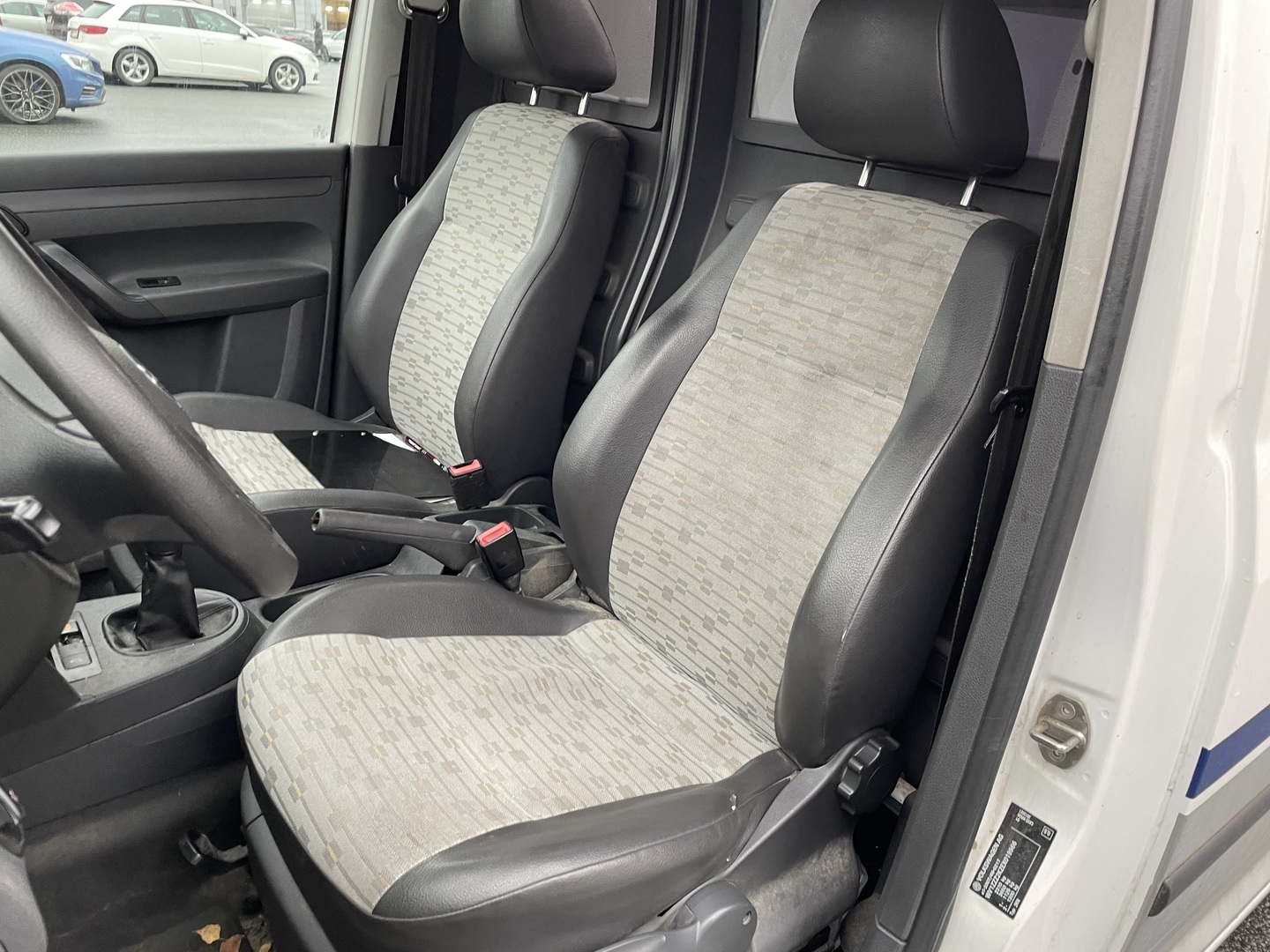 VOLKSWAGEN Caddy Maxi 2013