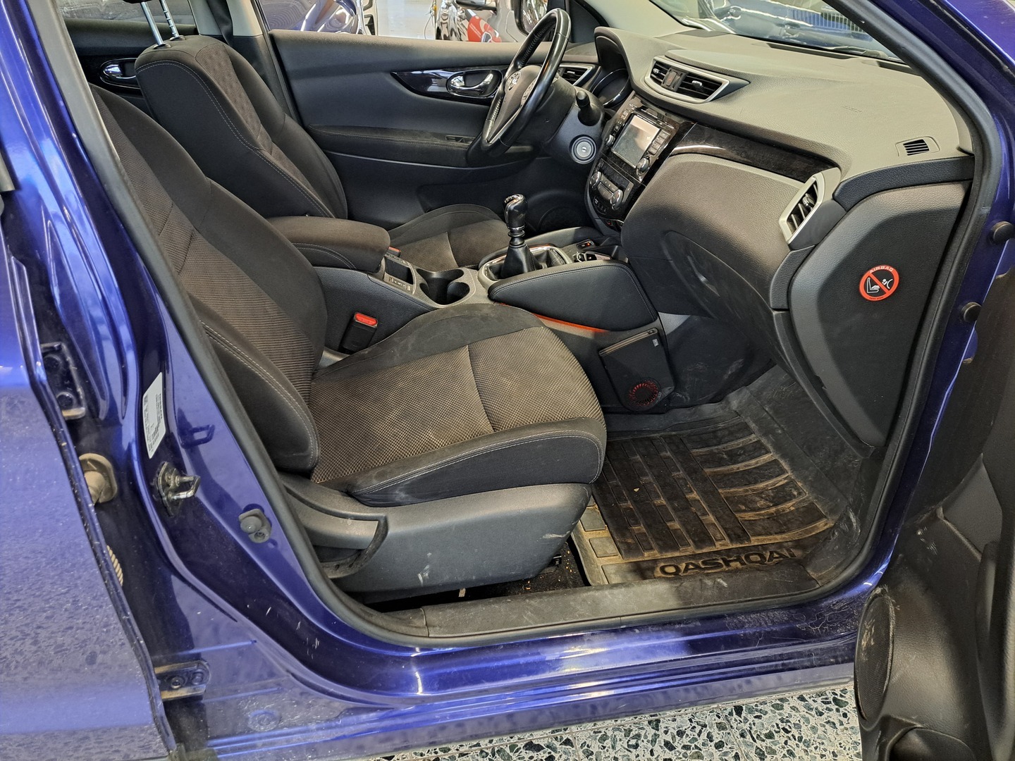 NISSAN Qashqai 2014
