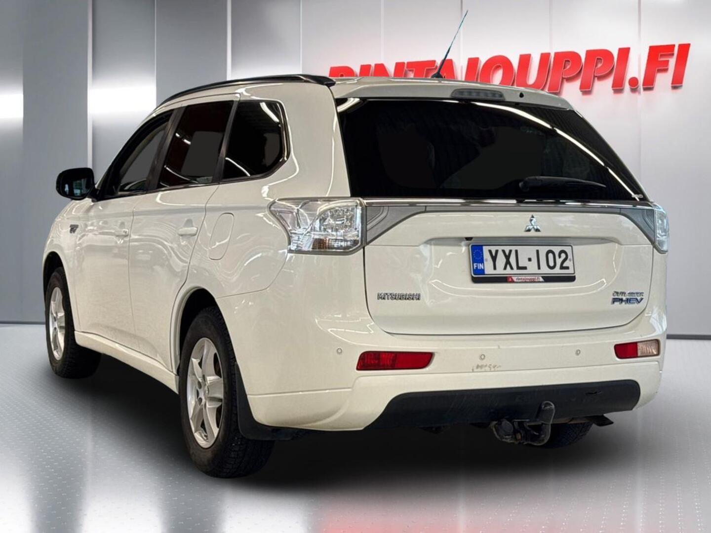 MITSUBISHI Outlander 2014