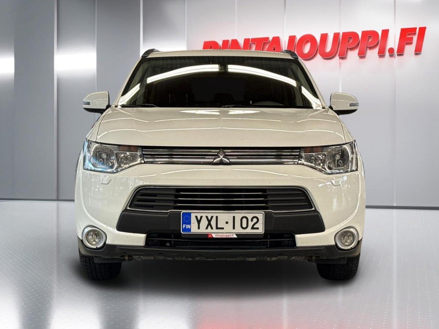 MITSUBISHI Outlander 2014