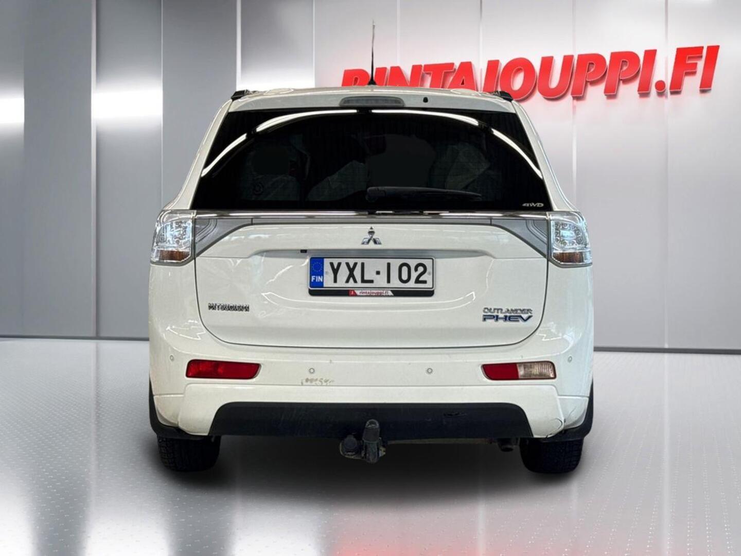 MITSUBISHI Outlander 2014