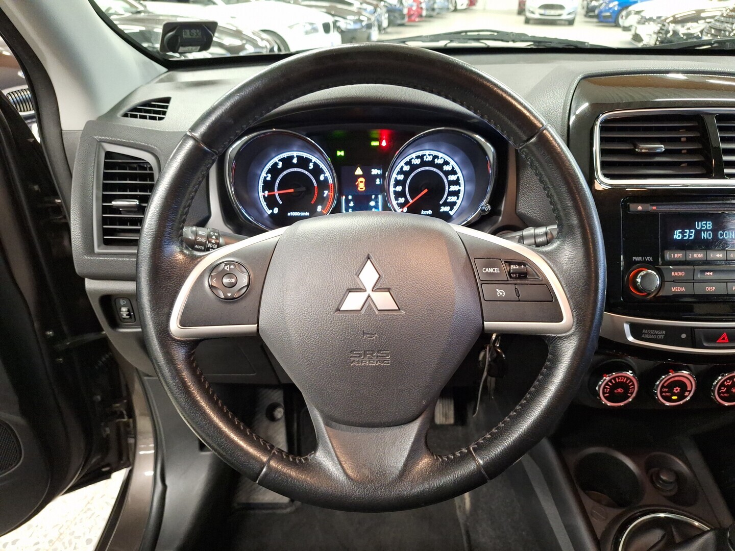 MITSUBISHI ASX 2014