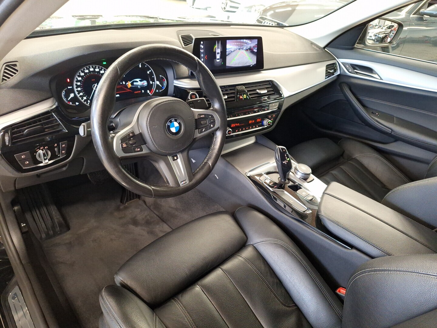 BMW 518 2019