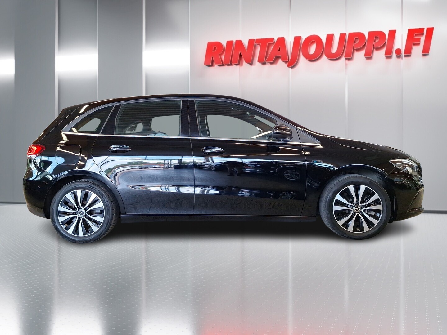 MERCEDES-BENZ B 2020