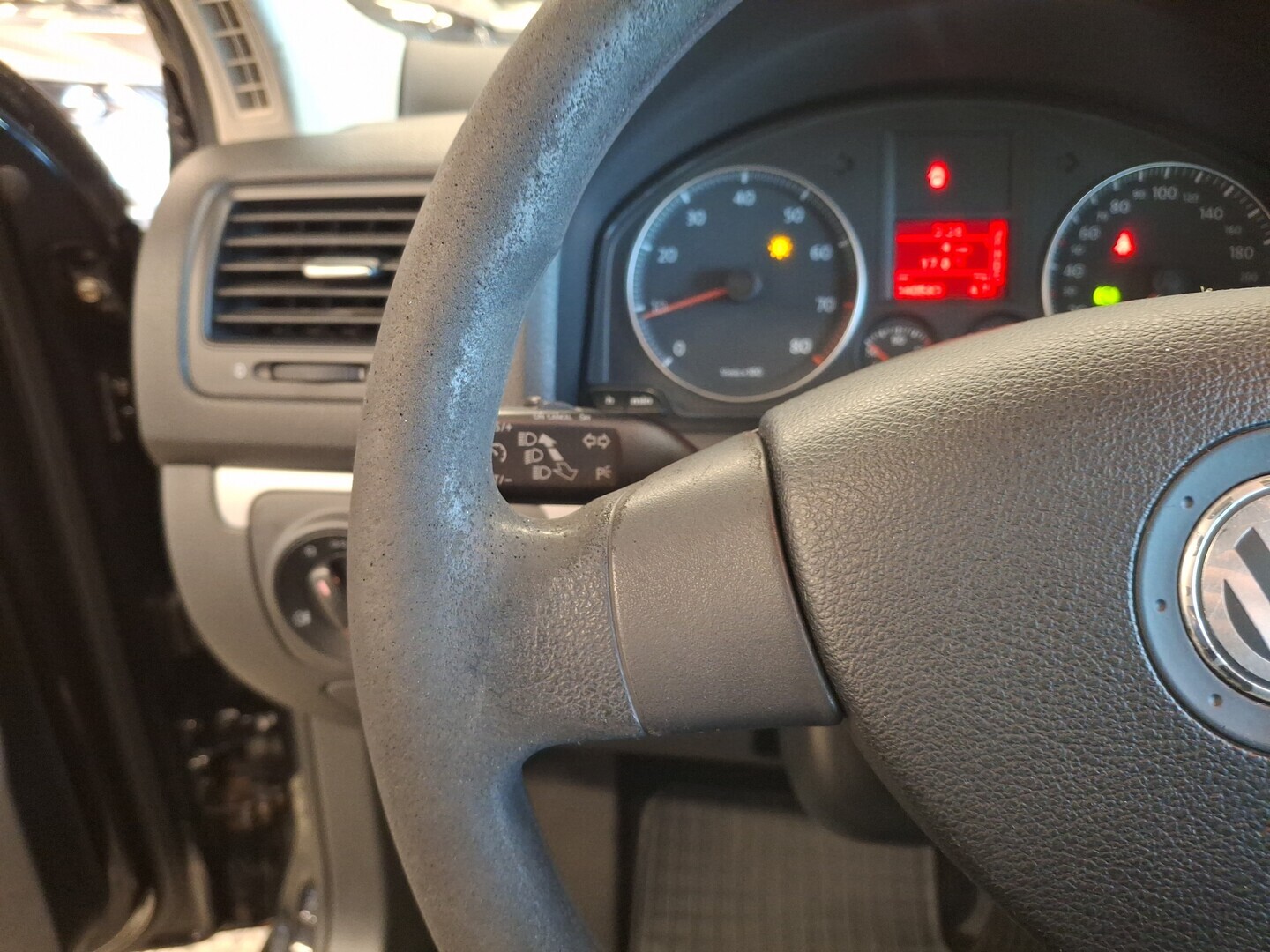 VOLKSWAGEN Golf 2008