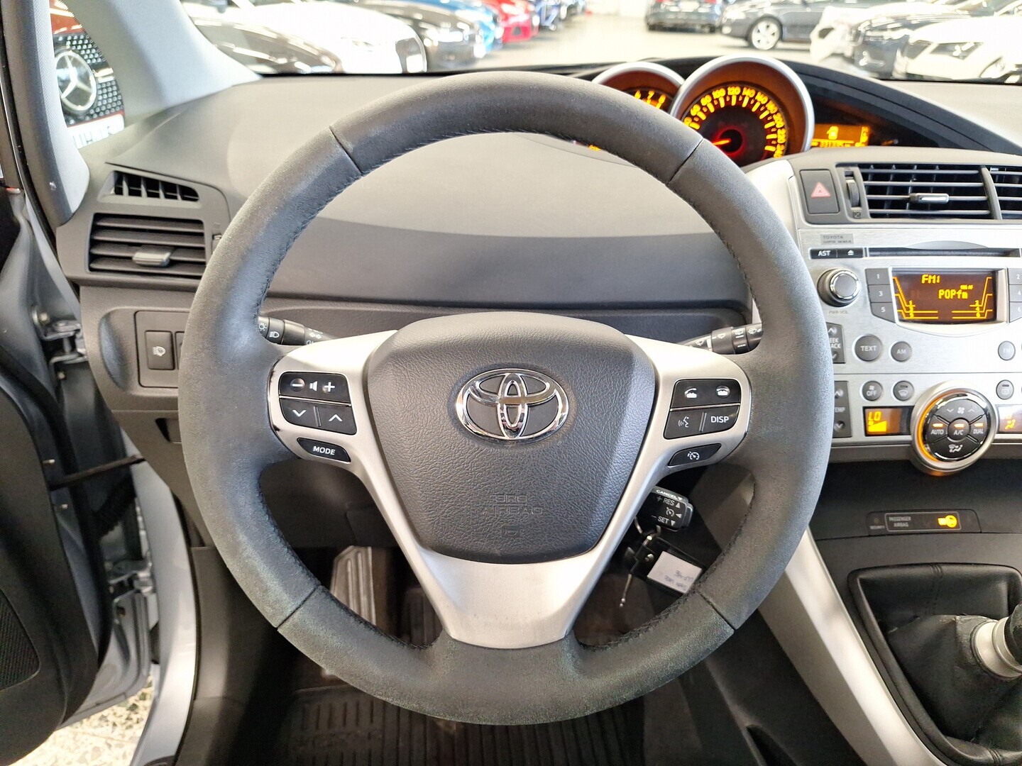 TOYOTA Verso 2010