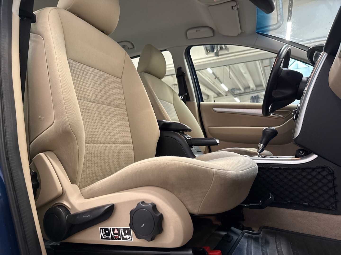 MERCEDES-BENZ B 2009